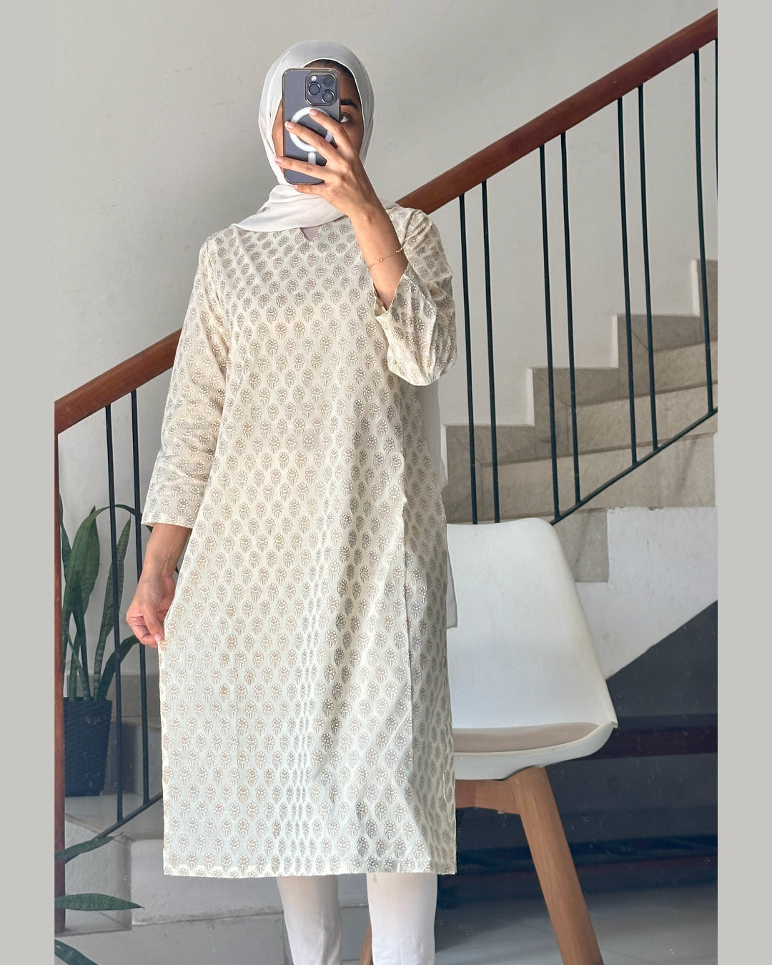 Ivory Elegance - White and Gold Printed 40-Inch Long Kurtis