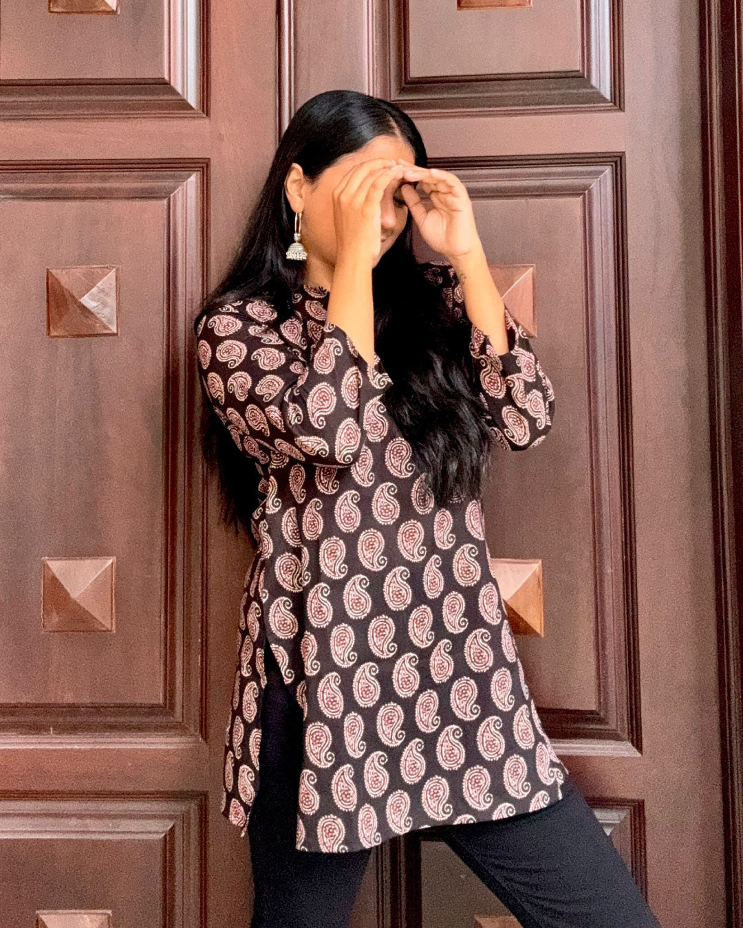 Black Paisley Print Short Kurti – 30 Inch Kurti