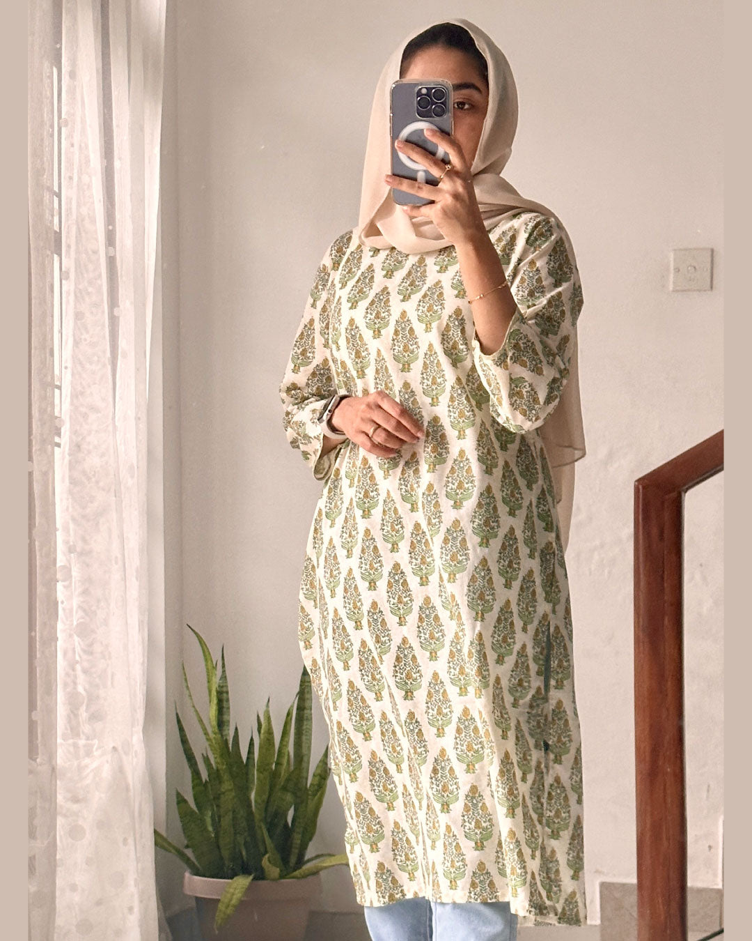 Sunlit Harmony – Yellow and Green 40-Inch Kurti