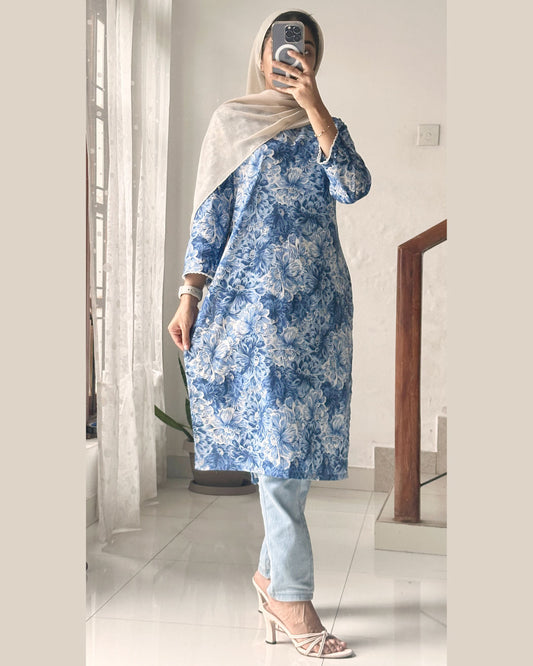 Ocean Breeze – Shaded Blue Petals 40-Inch Kurti