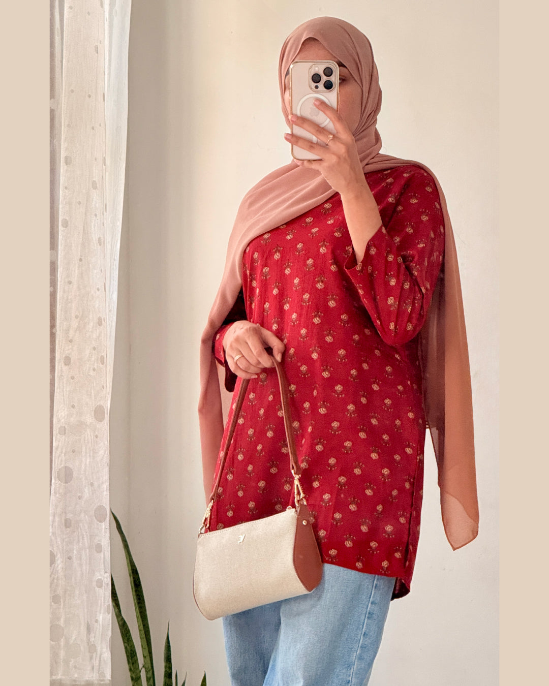 Gulzar Maroon 30 inch Short Kurti