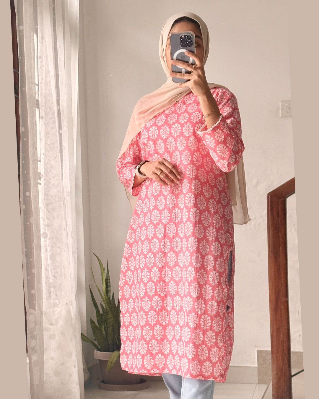Blush Elegance – Soft Pink 40-Inch Kurti