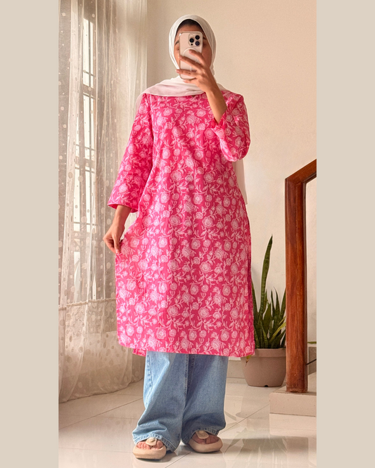 Gulabi Queen" 💗 Hot Pink Printed Kurti Top for Daily Wear