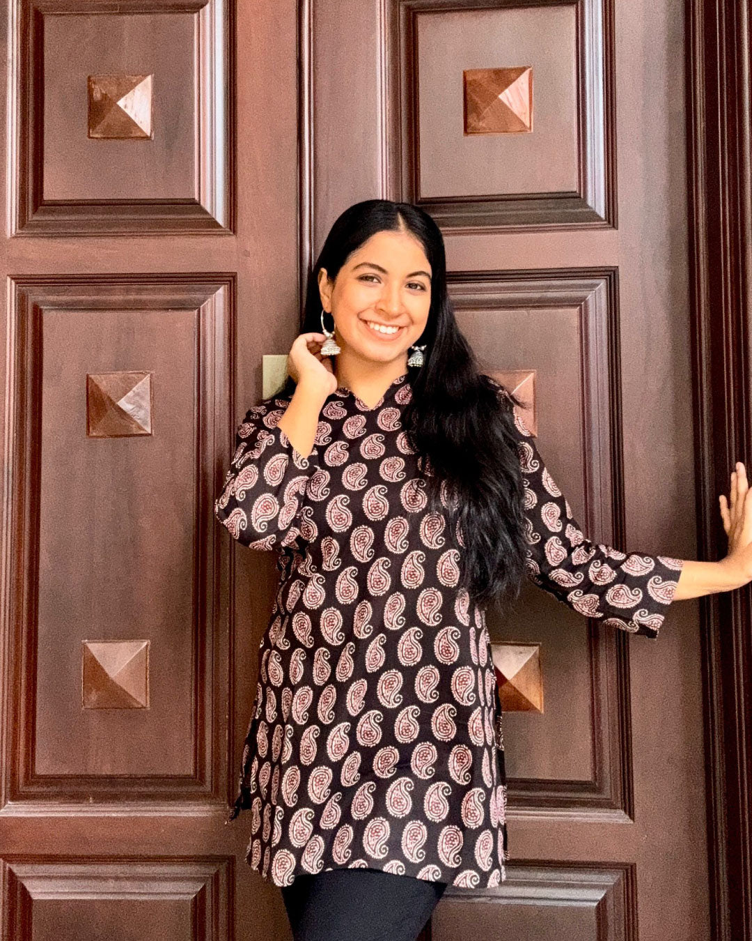 Black Paisley Print Short Kurti – 30 Inch Kurti