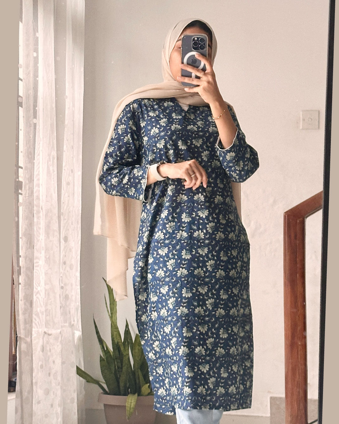 Floral Enchantment – Dark Blue 40-Inch Kurti