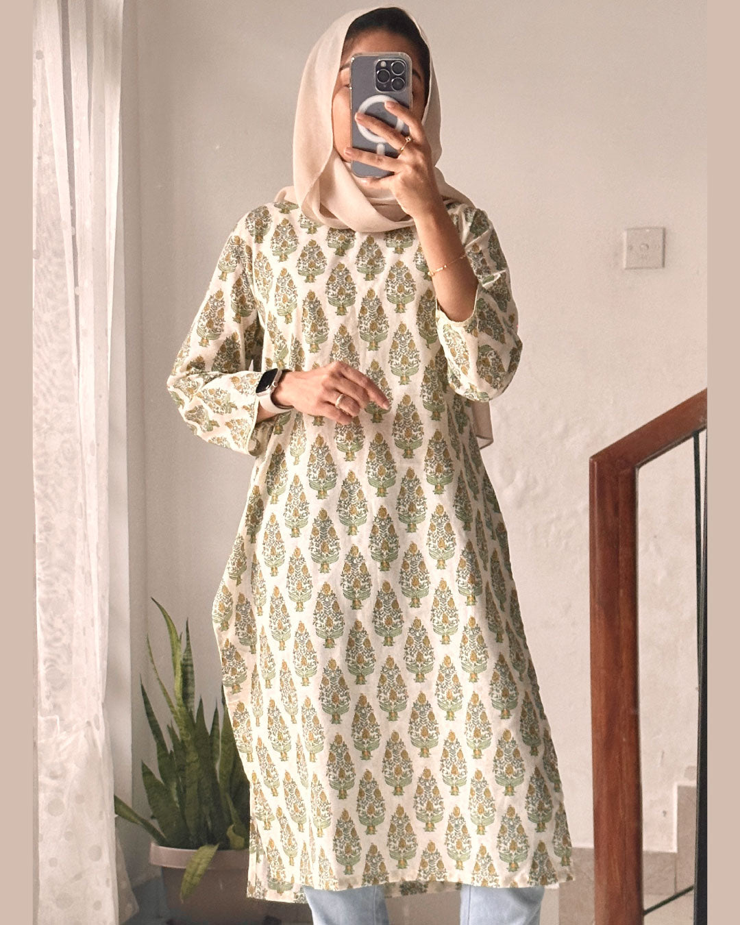 Sunlit Harmony – Yellow and Green 40-Inch Kurti