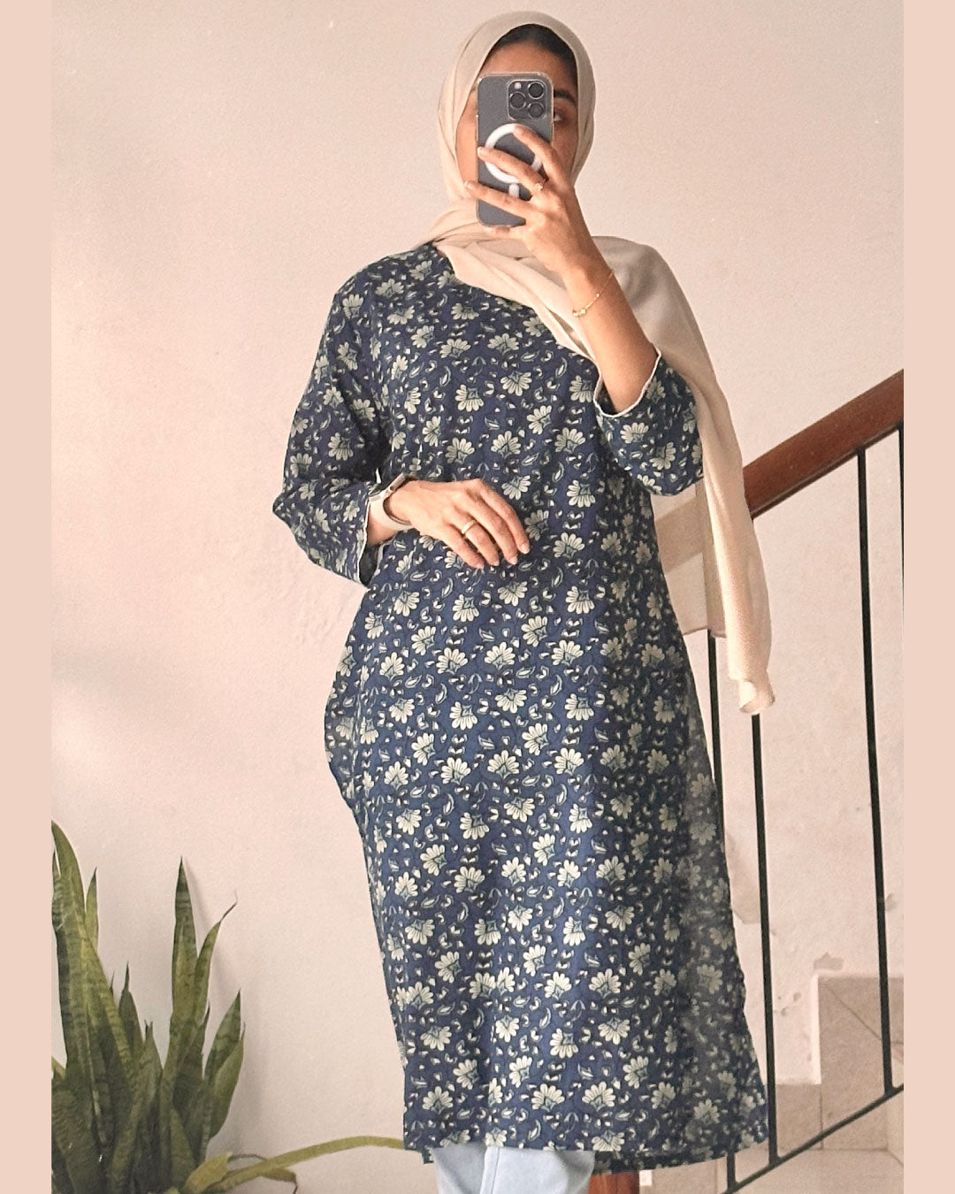 Floral Enchantment – Dark Blue 40-Inch Kurti