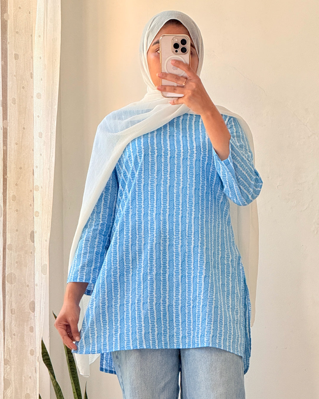 Neela Raag Sky Blue 30 inches Short Kurti