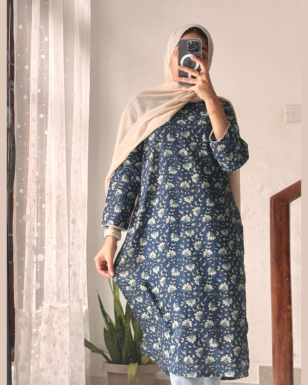 Floral Enchantment – Dark Blue 40-Inch Kurti