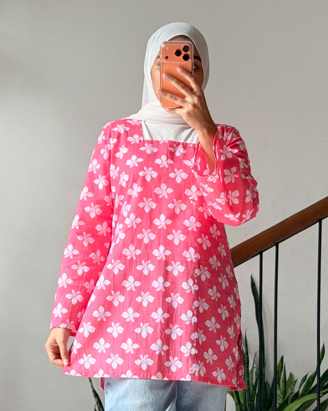 Gulabi BahaarPink Floral Kurti Top