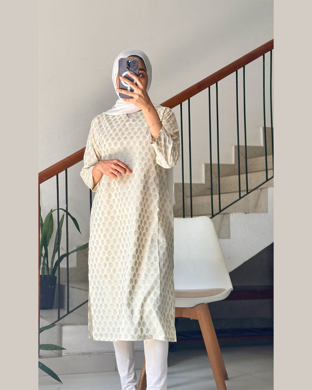 Ivory Elegance - White and Gold Printed 40-Inch Long Kurtis