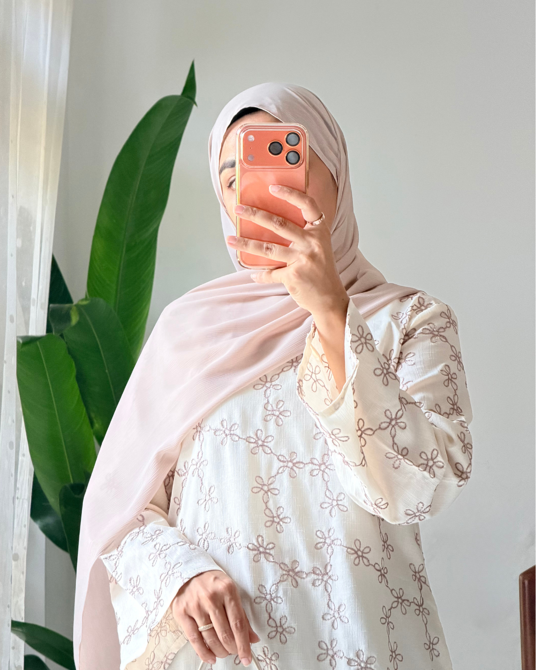 Ivory Bloom – Beige Embroidered Kurti (40”)