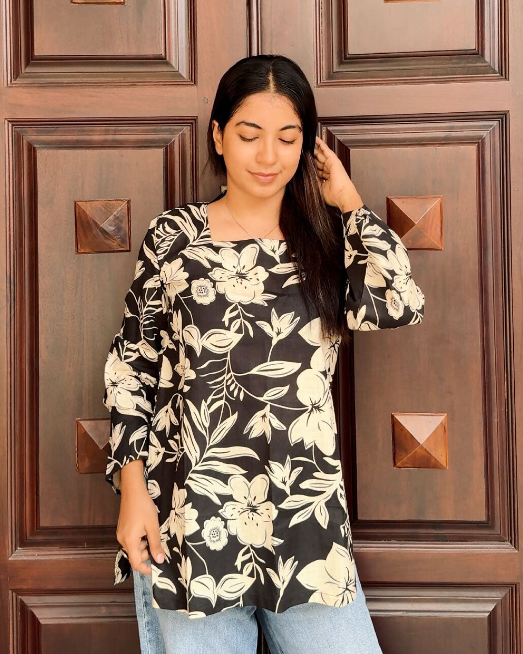 Noir Gul Aafreen 30 inches Short Kurti