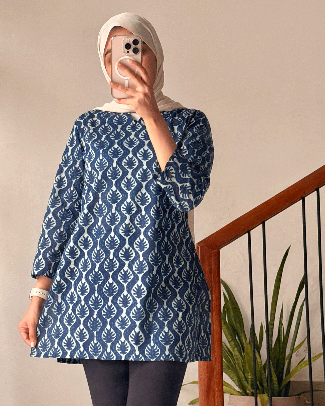 Neela Noor Peplum – 30 Inch Kurti