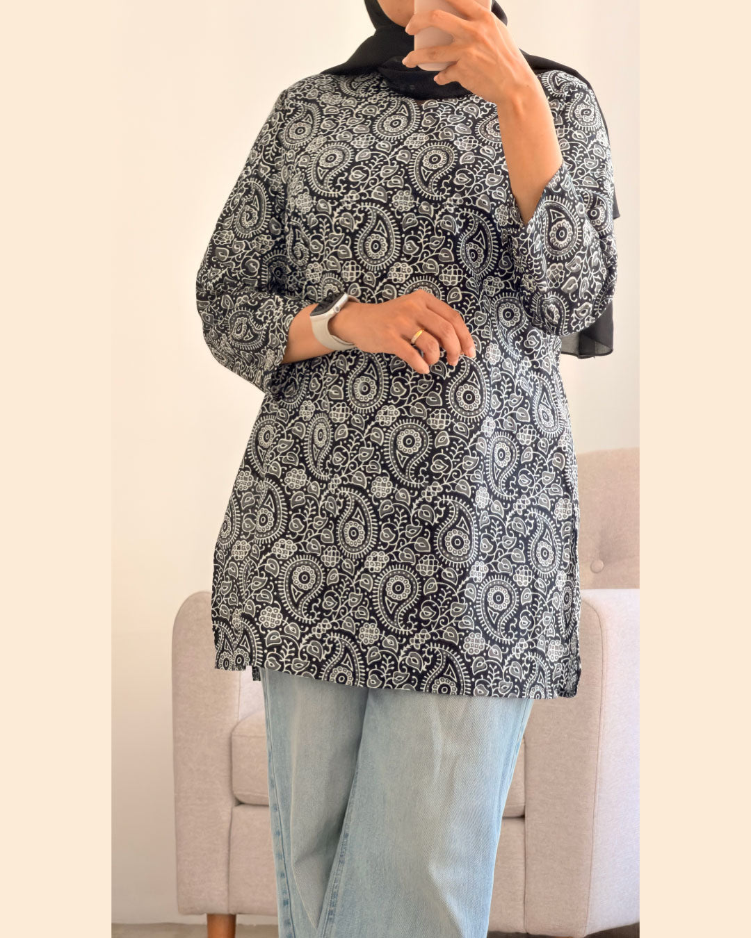 Noor Paisley 30 inch Short Kurti Top
