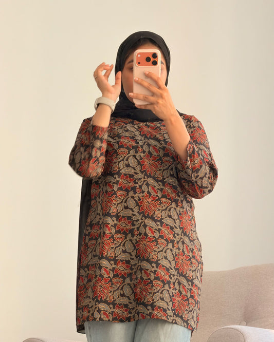 Mehrunisa Floral 30 inch Short Kurti