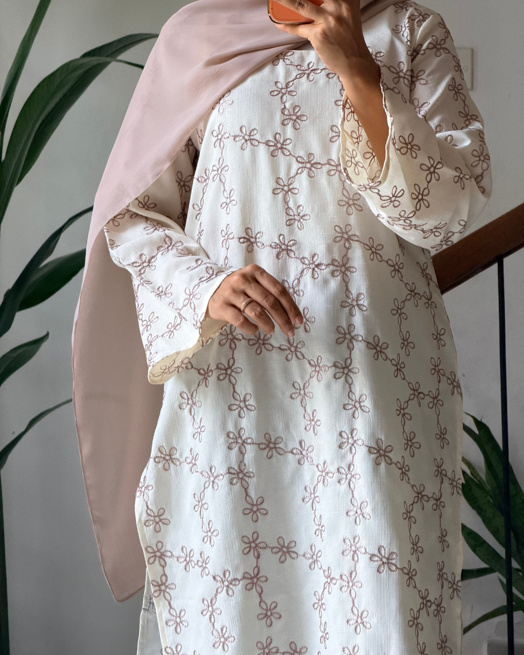 Ivory Bloom – Beige Embroidered Kurti (40”)