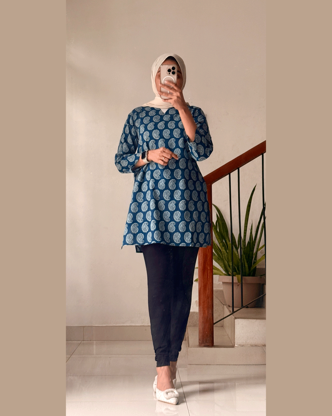 Nagma-e-Neel Paisley – 30 Inch Kurti