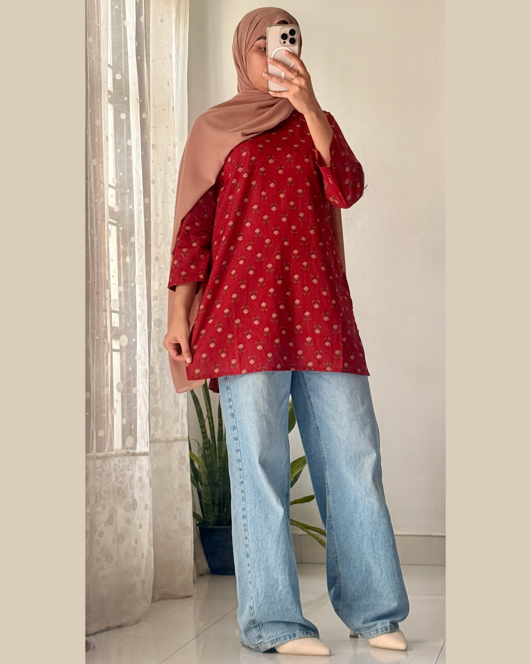 Gulzar Maroon 30 inch Short Kurti